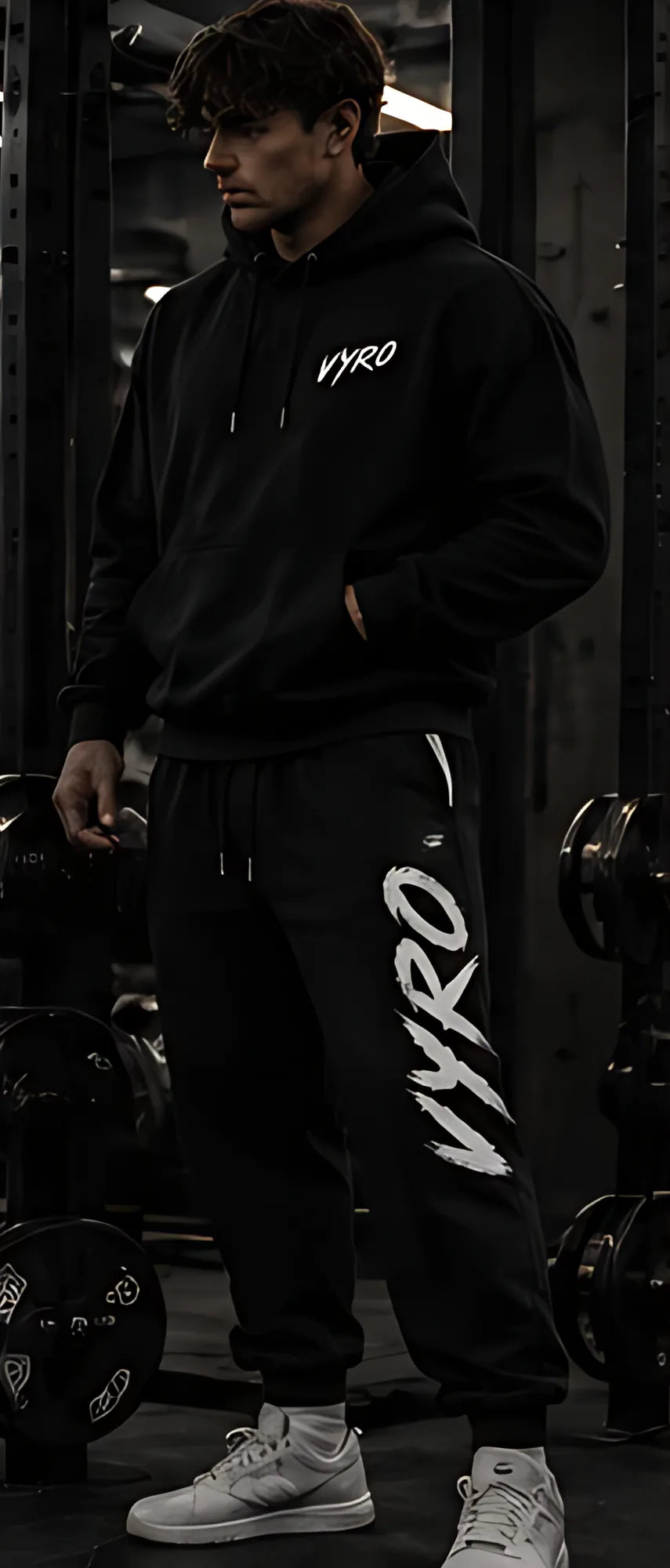 Black full set, worn in the gym